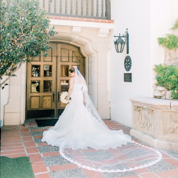 Meet your Posher, Jennifer - Picture 3 of 11